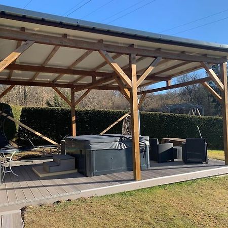 Chalet 2 Personnes Avec Jacuzzi Et Piscine Saisonniere Partagee Corcieux Bagian luar foto