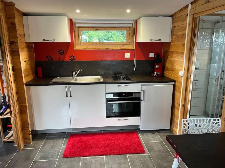 Chalet 2 Personnes Avec Jacuzzi Et Piscine Saisonniere Partagee Corcieux Bagian luar foto